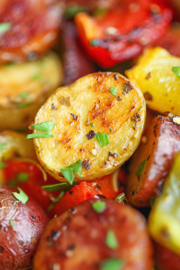 Easy Breakfast Potatoes - Damn Delicious