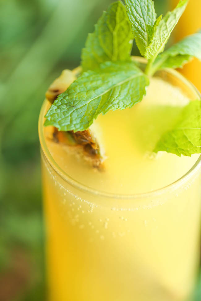 Pineapple Mint Spritzer - Simple, refreshing and wonderfully bubbly, made in 5 min with just 3 ingredients. It doesn't get any easier than this!