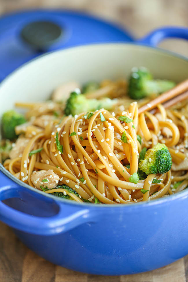 Quick Chicken And Broccoli Stir Fry Damn Delicious