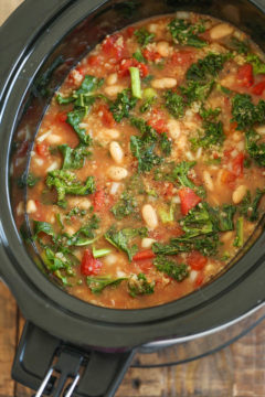 Slow Cooker Tomato, Kale and Quinoa Soup
