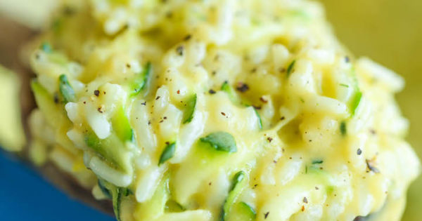 Cheesy Garlic Zucchini Rice Damn Delicious