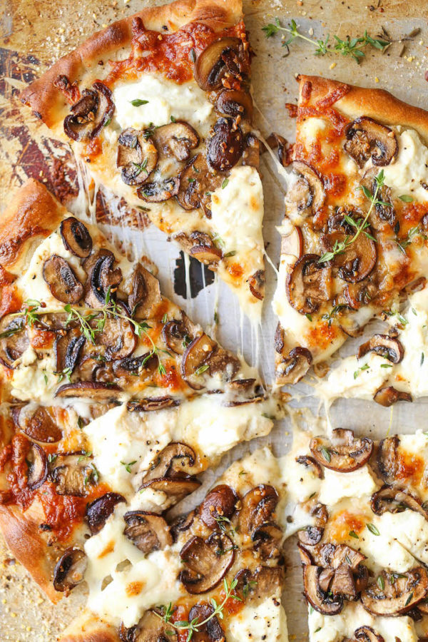 White Mushroom Pizza - Damn Delicious