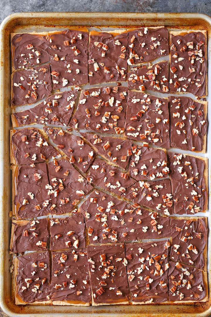 Graham Cracker Toffee - So crisp, so buttery and just so darn addictive! A must for the holidays. And it's SO MUCH EASIER to make than you think. Promise!