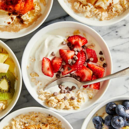 Simple Summer Breakfast with Skyr, Fresh Fruit, Oats and Nuts - nocrumbsleft