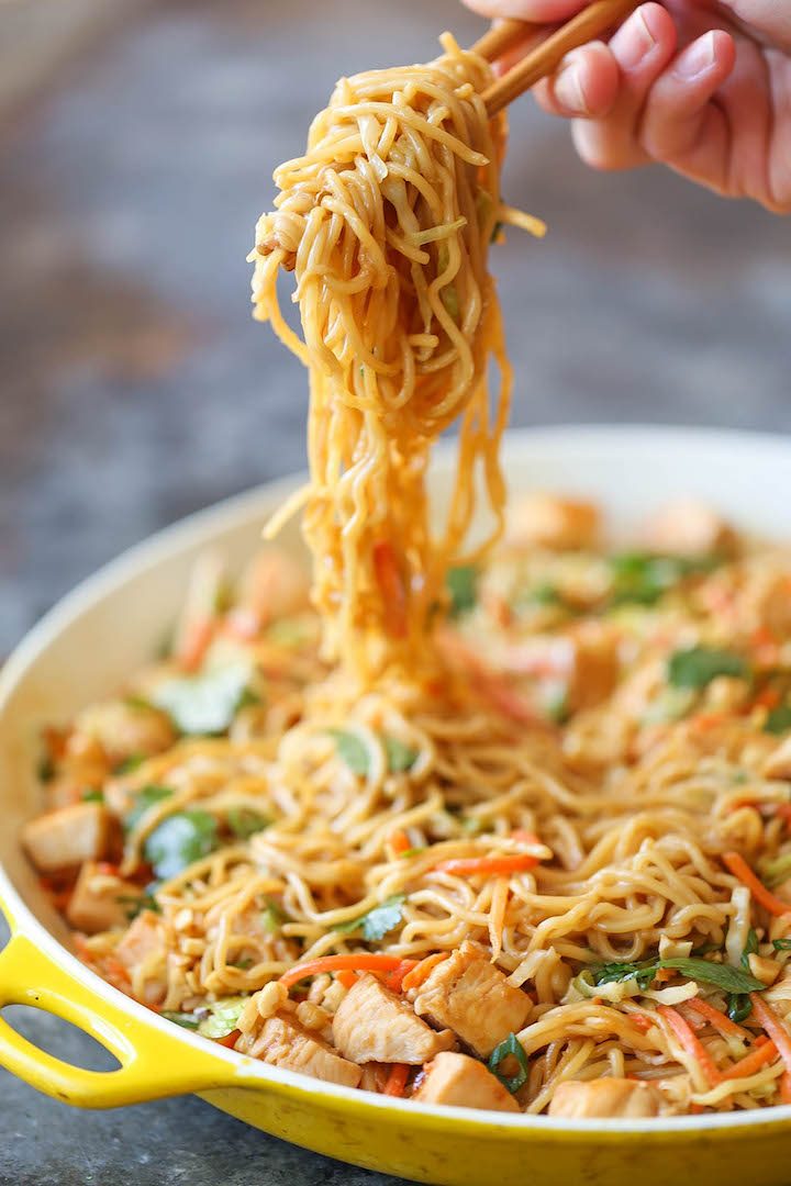 Thai Peanut Chicken Noodles - Damn Delicious