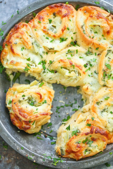 Slow Cooker Spinach and Artichoke Dip - Damn Delicious