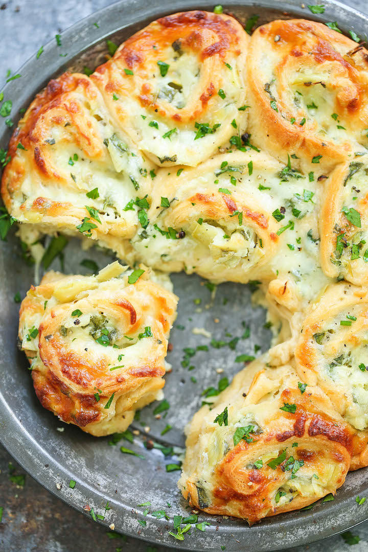 Cheesy Spinach And Artichoke Pinwheels Damn Delicious