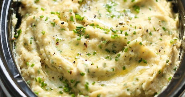 Slow Cooker Cauliflower Mashed Potatoes - Damn Delicious