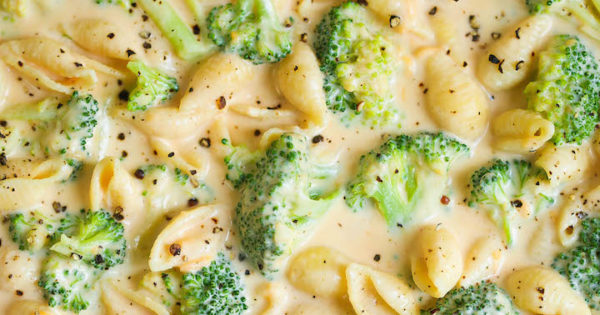 Creamy Broccoli Mac And Cheese Damn Delicious