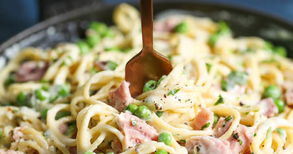 Ham And Peas Pasta With Garlic Parmesan Cream Sauce Damn Delicious