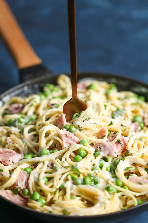 Ham And Peas Pasta With Garlic Parmesan Cream Sauce - Damn Delicious