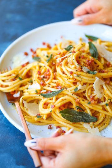 Butternut Squash Carbonara - Damn Delicious