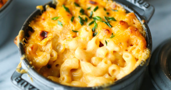 Baked Mac and Cheese Recipe - Damn Delicious