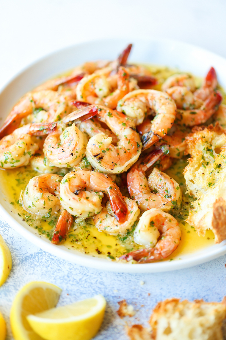 Garlic Butter Shrimp Scampi - Made in just 20 min from start to finish! The garlic butter sauce is TO DIE FOR - so buttery, so garlicky/lemony + so perfect!