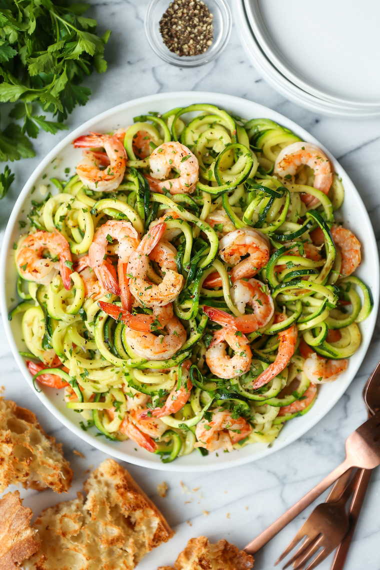 Garlic Butter Shrimp Zucchini Noodles - Super skinny, super low carb! Made in less than 30 minutes! It's so flavorful, you won't even miss the pasta here!
