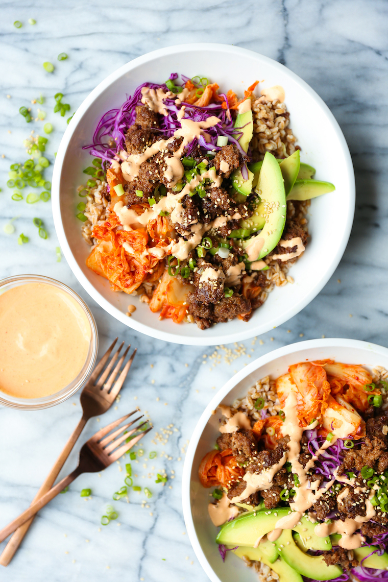 Korean Beef Power Bowls - With the easiest Korean beef, shredded cabbage, caramelized kimchi, avocado slices, and the best ever Sriracha mayo. SO SO BOMB.