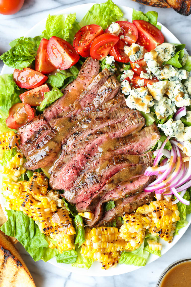 Grilled Steak Salad with Balsamic Vinaigrette - With perfectly grilled steak, charred corn, tomatoes, blue cheese. Say goodbye to boring salads! SO SO GOOD.
