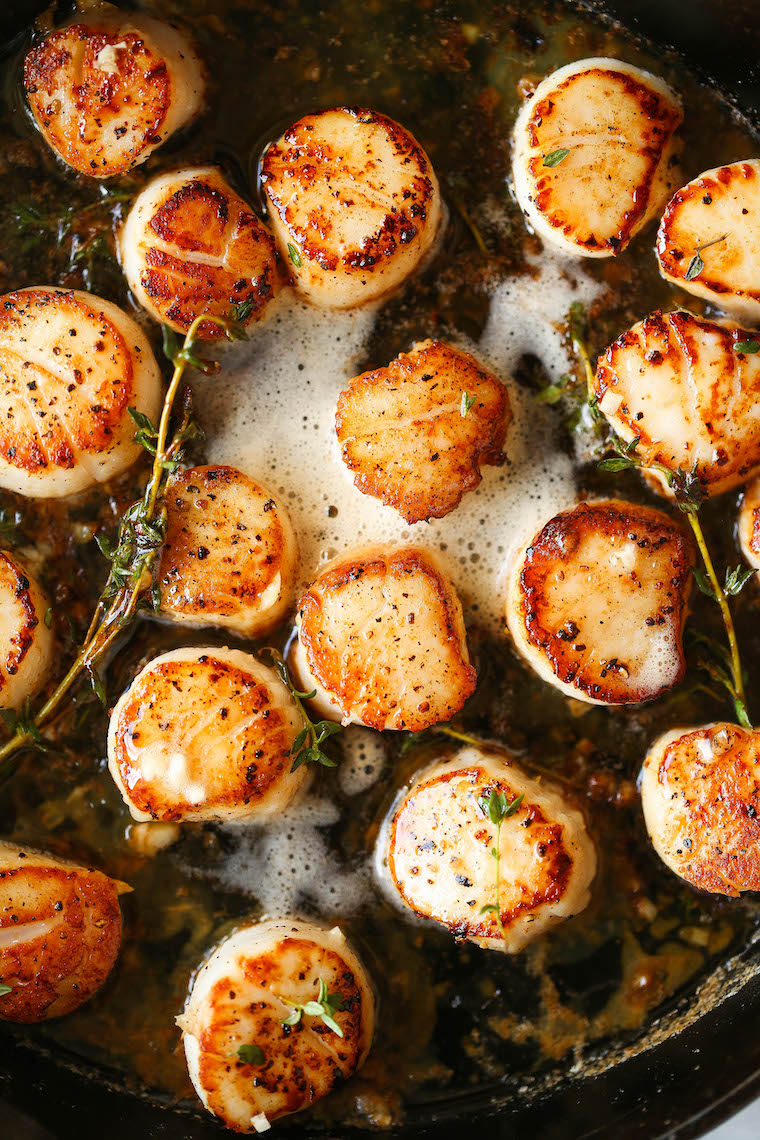 Brown Butter Scallops - Nấu những món sò điệp hoàn hảo nhất. Độc thân. thời gian. Thật nhanh và dễ làm (chỉ 5 nguyên liệu) nhưng lại rất lạ mắt!