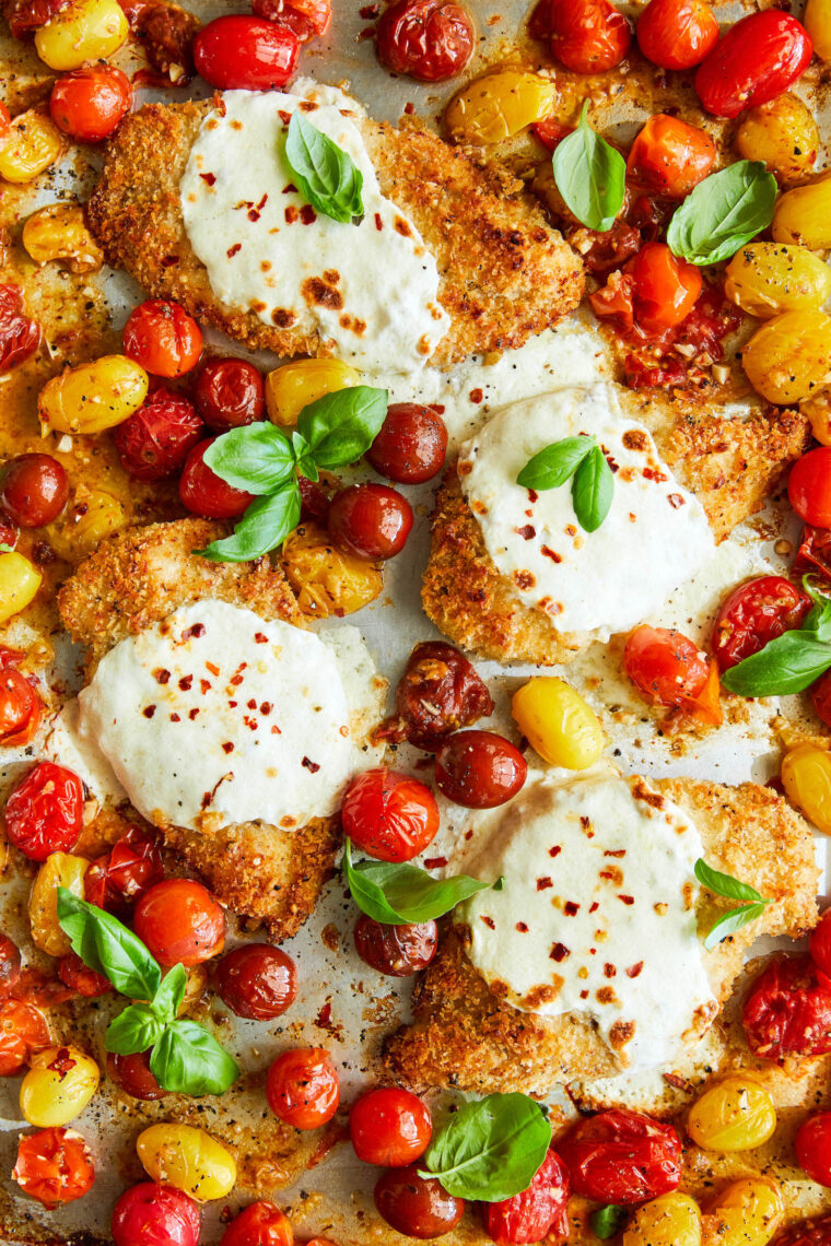 Sheet Pan Chicken Parmesan - No mess, no fuss, and no frying. Completely BAKED amazingly crisp-tender chicken parmesan for the entire family!