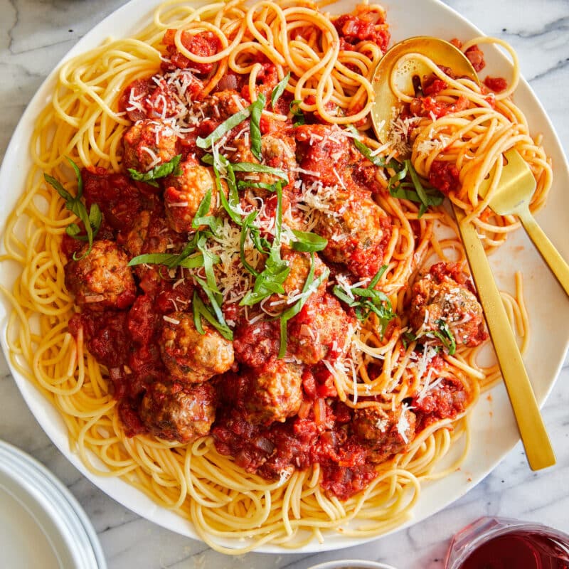 Classic Spaghetti and Meatballs