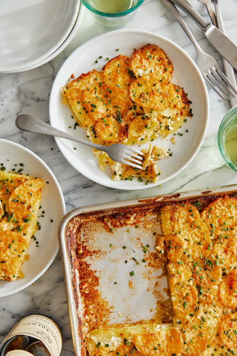 Sheet Pan Scalloped Potatoes - The best part is the crispiest edges and tops ALL AROUND with the creamiest goodness underneath. So so good!