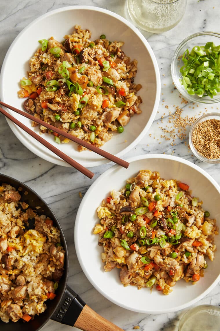 Easy Chicken Fried Rice - Comes together so quickly with leftover rice! Made with chicken, eggs, vegetables and white or brown rice. SO GOOD.