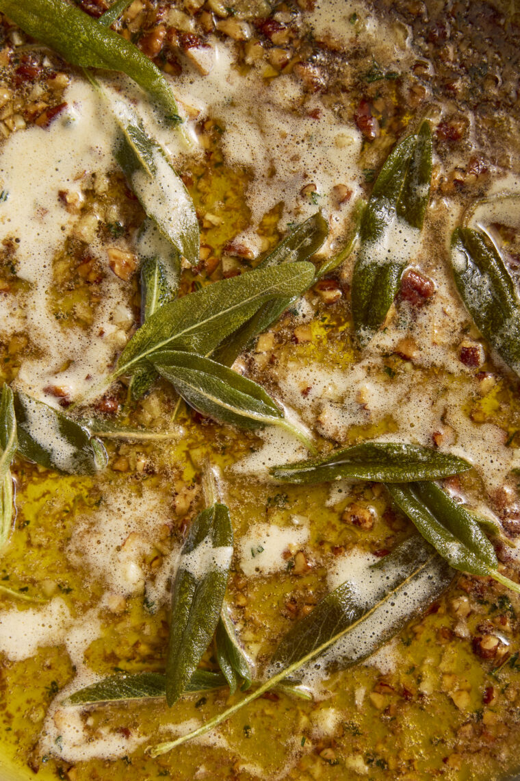 Ravioli with Sage Butter Sauce - The quickest (BEST!) 25 min dinner. With a nutty garlicky brown butter sauce, crispy sage & toasted pecans!